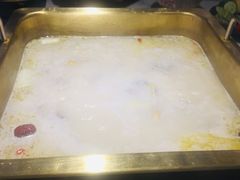 -尚尚仙·酸汤猪手·猪肚鸡火锅(华联万柳购物中心店)