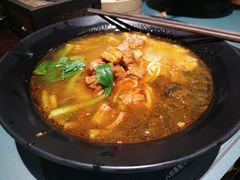 -八月美食小馆(银泰城总店)