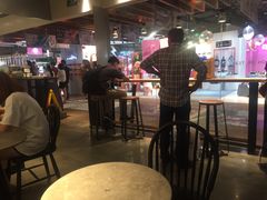 大堂-喜茶(上海正大广场店)