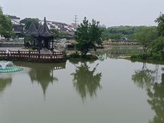 -八大山人梅湖景区