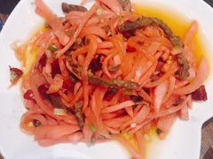 酸萝卜炒牦牛肉-思金拉措庄园藏餐(太阳岛店)