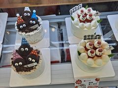 -花花卷卷·鲜食蛋糕(静安久光百货店)