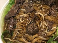 -三头牛·潮汕牛肉生蚝火锅 (夏湾店)