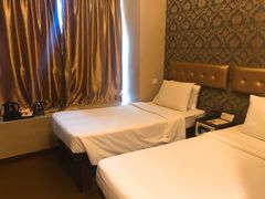 -香港华美达海景酒店