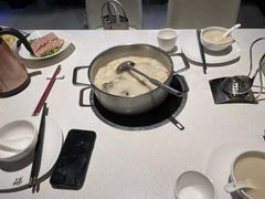 -煲王粤菜餐厅(中侨中心店)