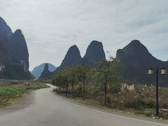 -钟山水墨田园