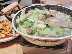 -川堂风·跷脚牛肉·乐山爆炒(宝山日月光店)