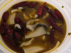 老坛无骨酸菜鱼-湖南人家·家传湖南菜(水围店)