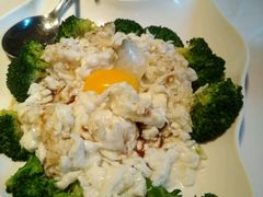 翡翠塞螃蟹-八分饱·西津会(西津渡店)