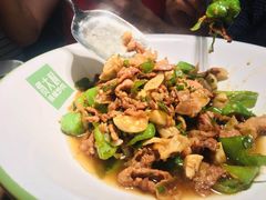 -费大厨辣椒炒肉(万家丽一店)