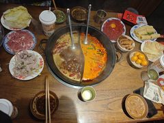 -萍姐火锅·公路夜市(武汉首店)