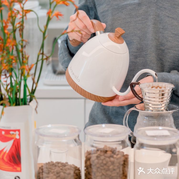 🍃深圳新店🤍简约纯白复式咖啡店☕️无死角!