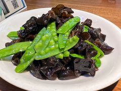 -俭寨大盘鸡·手抓肉·烧烤新疆菜(乌苏路店)