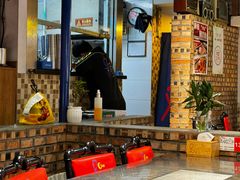 -马路牙子烧烤音乐酒馆(望京店)