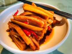 -昆明春城湖畔度假村