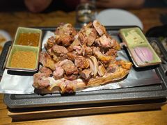 焖炉烤羊腿-葡萄集|滋味新疆菜·精酿酒馆(瑞豪酒店)