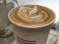 冰博克热拿铁-M Stand(港汇恒隆广场店)