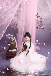 点击看大图 -后宫·古装汉服京剧儿童亲子全家福摄影
