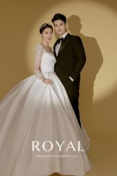 点击看大图 -挪娅婚纱摄影皇家会所