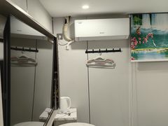 -七橙公寓(昌岗地铁站广州美术学院店)