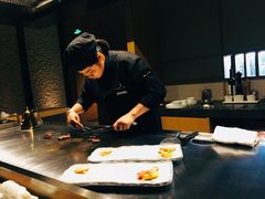 -丽思卡尔顿·炙焰·铁板烧餐厅