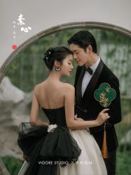 -雪中彩影婚纱摄影·微光艺术中心