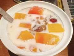-RUXU入续糖水铺与包(卓悦中心店)