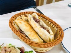 纯享款驴肉火烧-培万河间驴火•驴肉火锅(东平店)