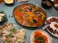 -新凯里酸汤鱼(飞山街店)