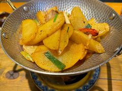 -隔壁老王·家常云南菜(花巷店)