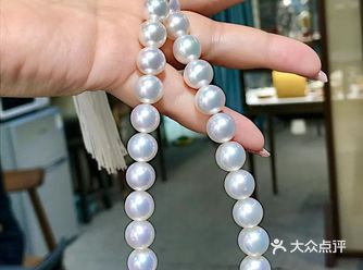 极其推荐的一条南洋白珠项链，亮瞎眼睛的珠光效果