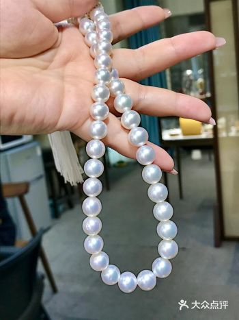 极其推荐的一条南洋白珠项链，亮瞎眼睛的珠光效果