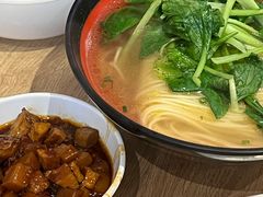 鸡骨酱面-泰煌鸡·上海白斩鸡·鸡汤面(万航店)