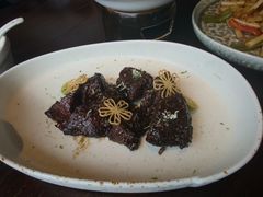 当家脆皮烧汁小牛肉-卯时·龙光雅宴·精致锡帮菜(惠山古镇店)