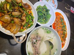 -老灶房-四川土菜(铁牛广场店)