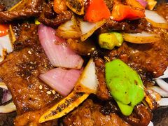 黑椒牛仔骨-海鸿荟·沿江菜(中山北路店)