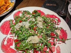 威尼斯风味生牛肉薄片配芝麻菜-IL TEATRO 精品意大利餐厅