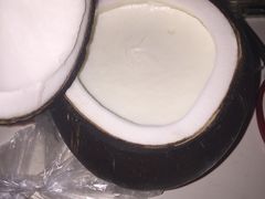 -志龙皇冠吃货椰子铺