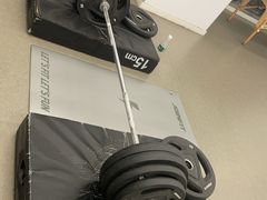 -乐刻健身(汇德隆购物中心店)