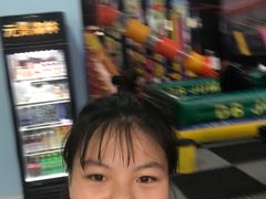 -嘿哟动霸CHUA·新潮玩运动娱乐中心·蹦床滑冰团建乐园