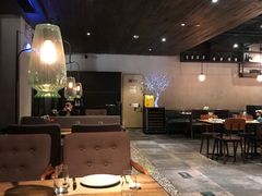 -Carbon莫卡哆·意大利复古集市餐厅(杭州大厦店)