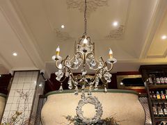-玛格萝妮比萨屋(四平店)