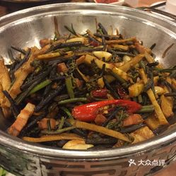 老街第一楼的蕨菜炒腊肉好不好吃 用户评价口味怎么样 黄山美食蕨菜炒腊肉实拍图片 大众点评