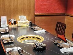 -山川小町·极番烧肉(新地假日广场店)