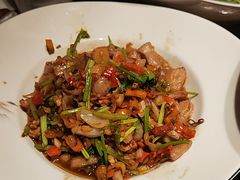 -爱碗亭·鲜炒湖南菜(壹城中心店)