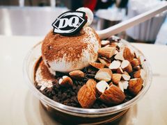 巧克力巴旦木拌拌碗-DQ·蛋糕·冰淇淋(合生汇店)