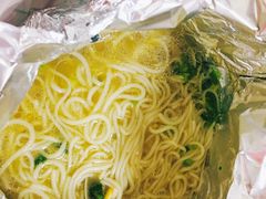 -辣妹子麻辣烫