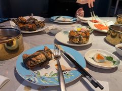 -雍容荟帝王蟹活龙虾展台自助(IFS黑金店)