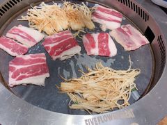 -三肥两瘦烤肉(鹿城店)