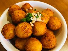 孜然小土豆-炉小二铜锅牛蛙•川湘菜(三里屯店)